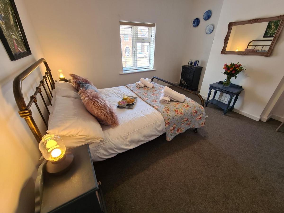 Villa The Nook à Lichfield Extérieur photo
